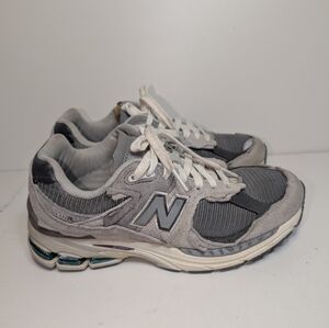 new balance 2002r protection pack size 7
